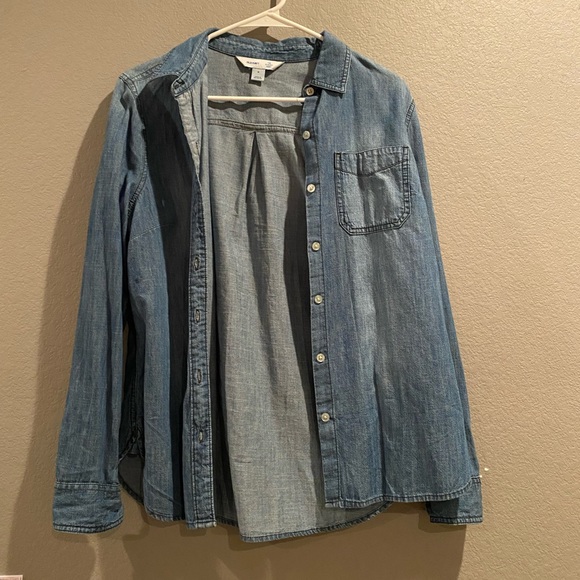 Old Navy denim button up - Picture 1 of 3